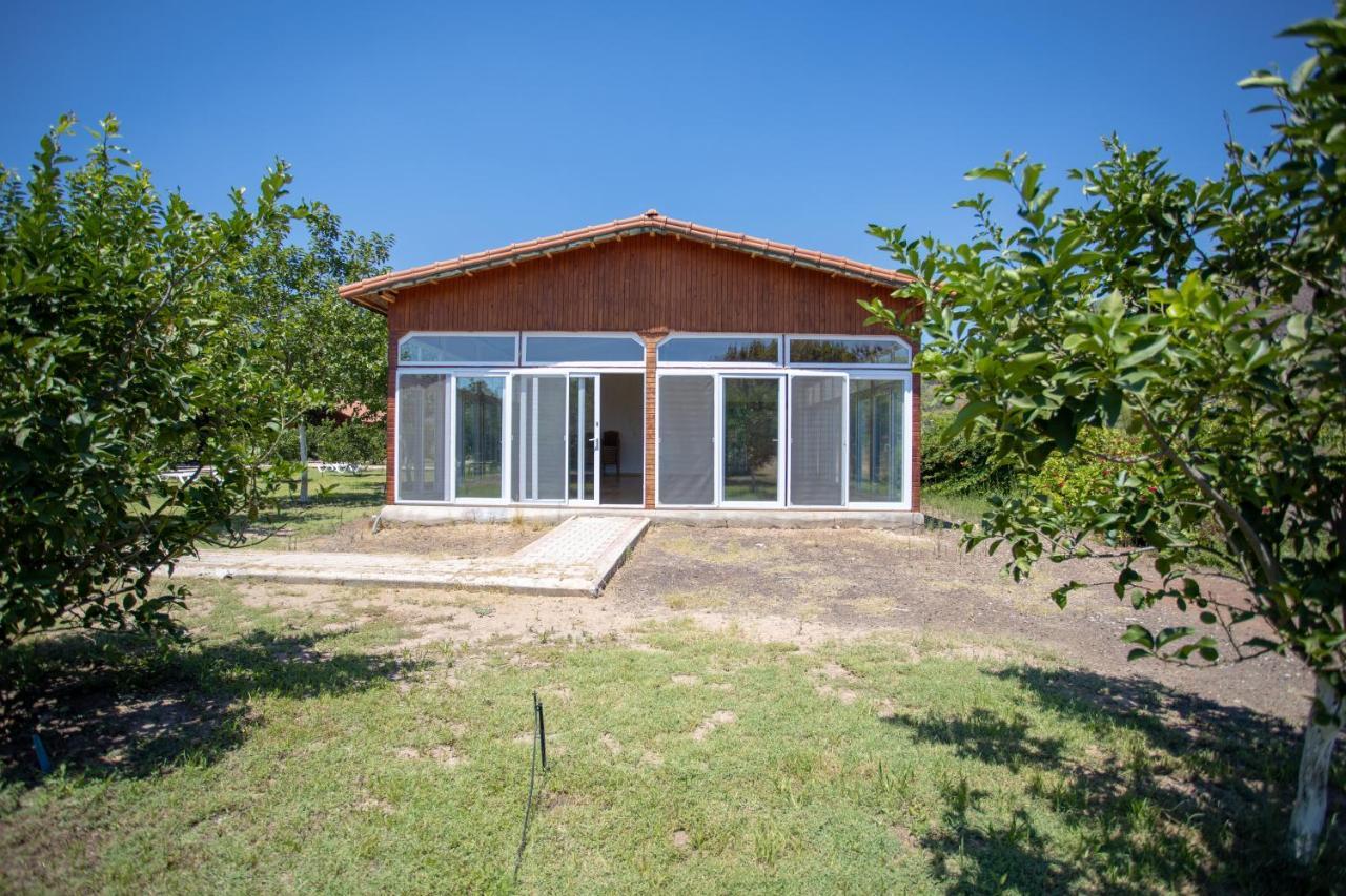 Ugur Pansiyon Bungalows Çıralı Kültér fotó