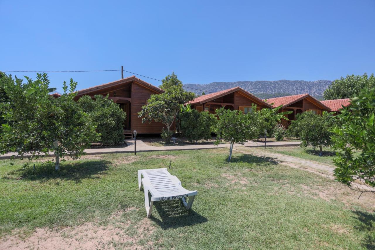 Ugur Pansiyon Bungalows Çıralı Kültér fotó
