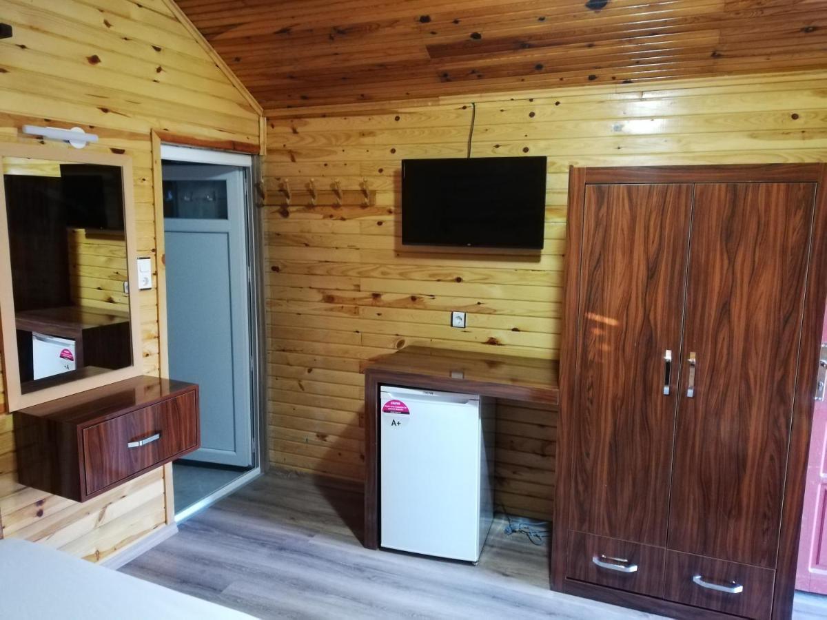 Ugur Pansiyon Bungalows Çıralı Kültér fotó