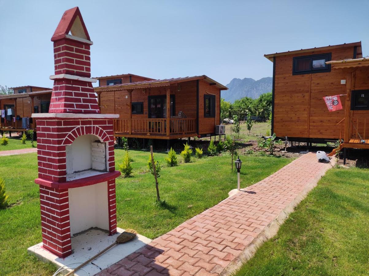 Ugur Pansiyon Bungalows Çıralı Kültér fotó