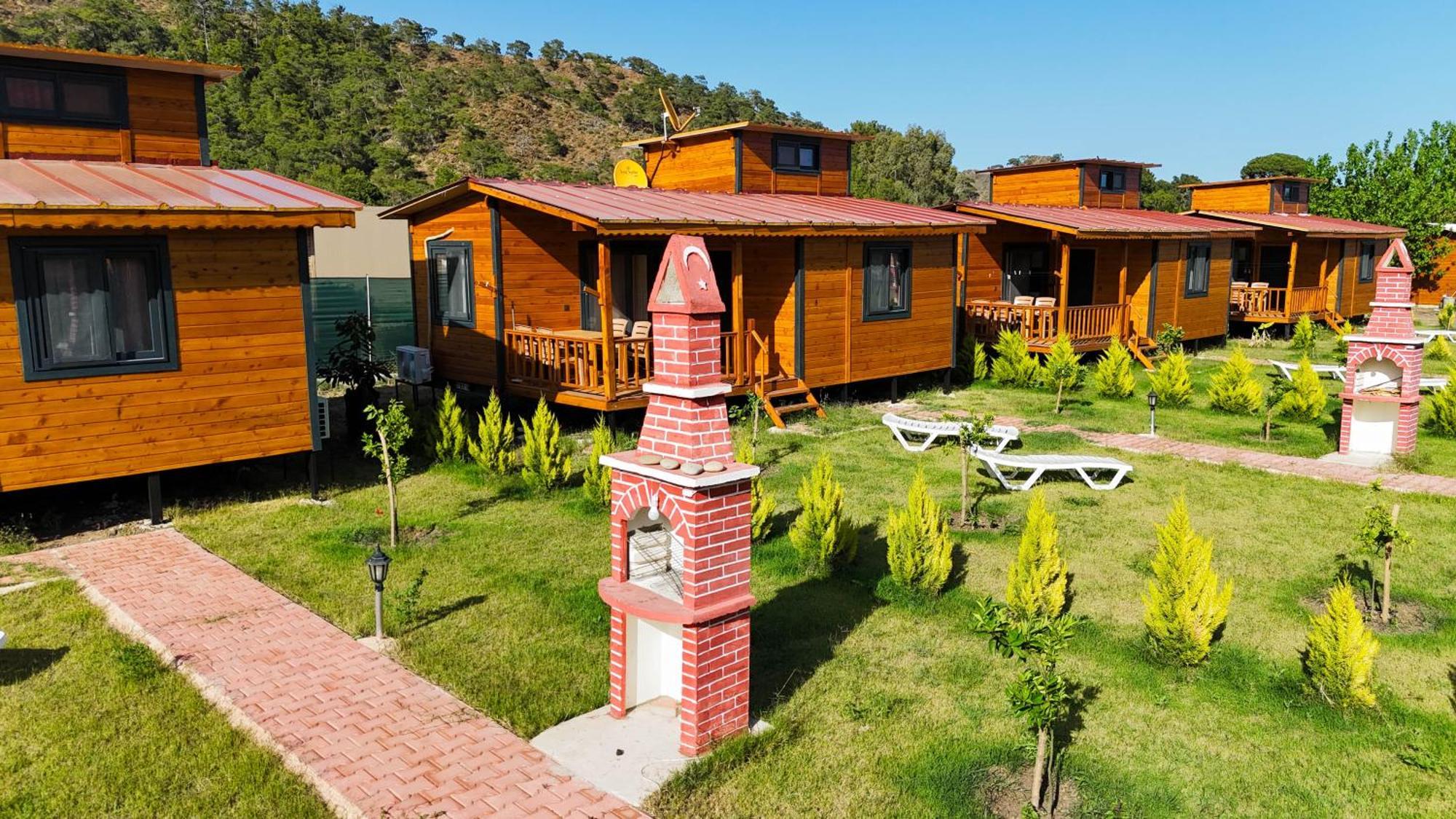 Ugur Pansiyon Bungalows Çıralı Kültér fotó