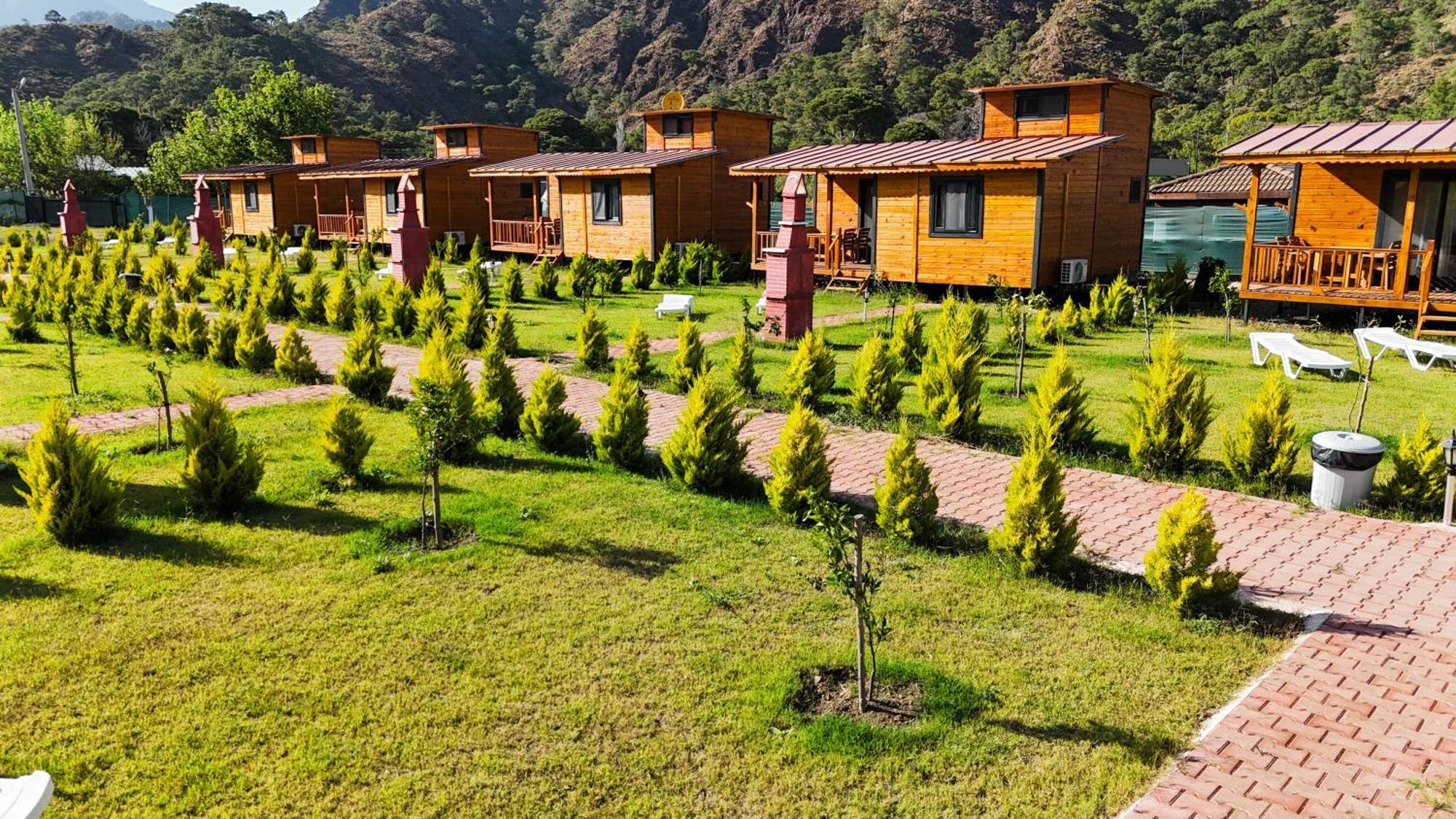 Ugur Pansiyon Bungalows Çıralı Kültér fotó