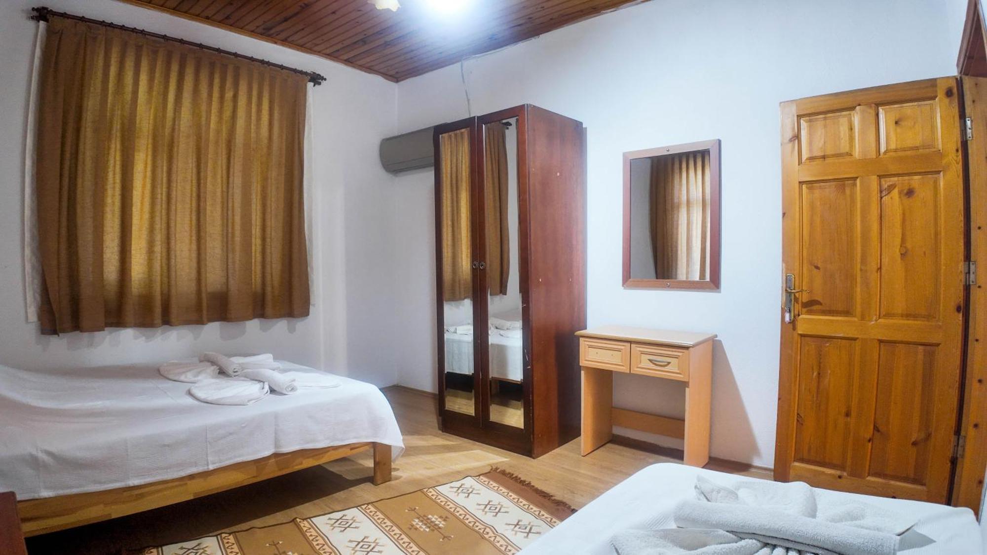 Ugur Pansiyon Bungalows Çıralı Kültér fotó