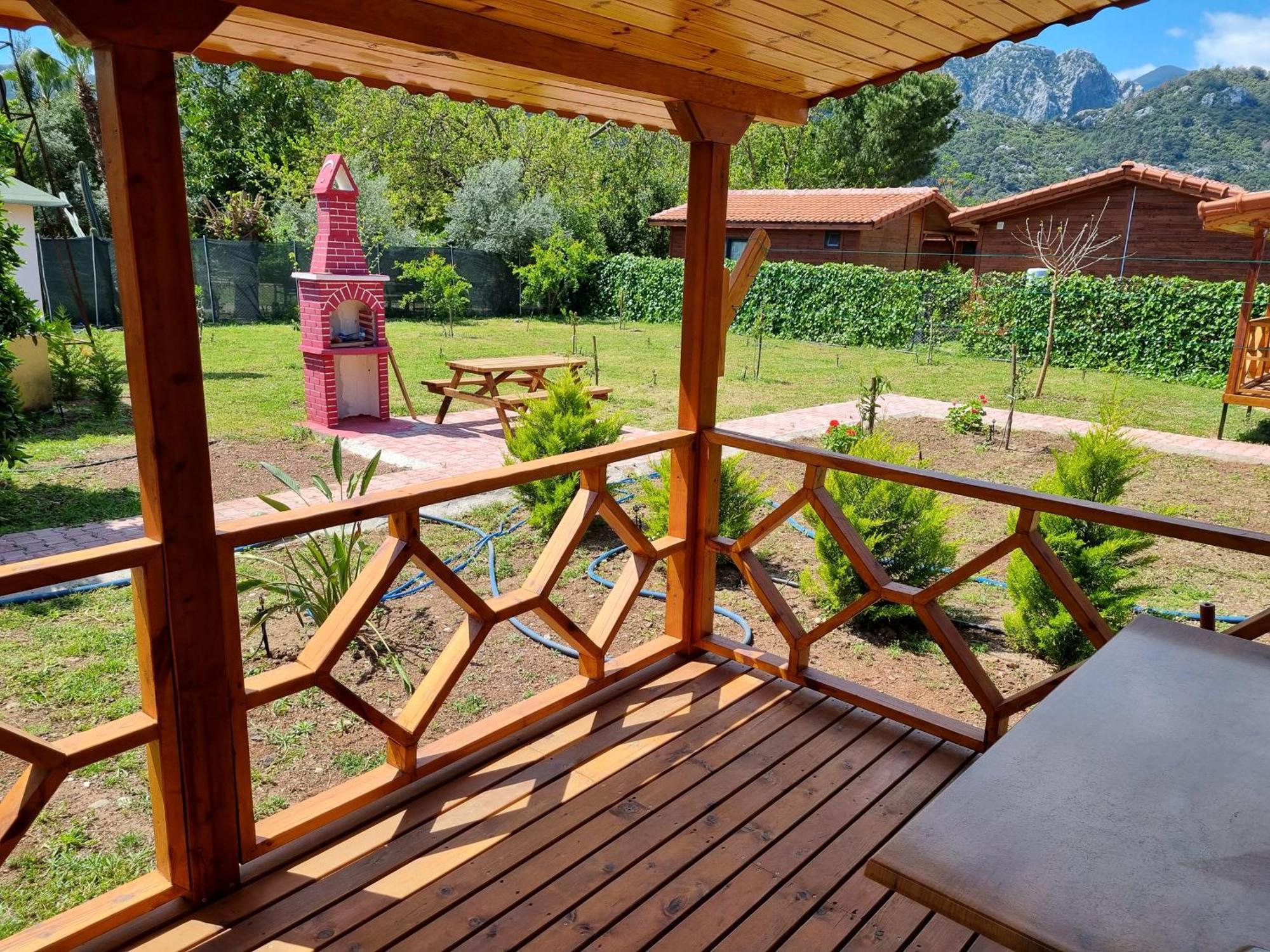 Ugur Pansiyon Bungalows Çıralı Kültér fotó