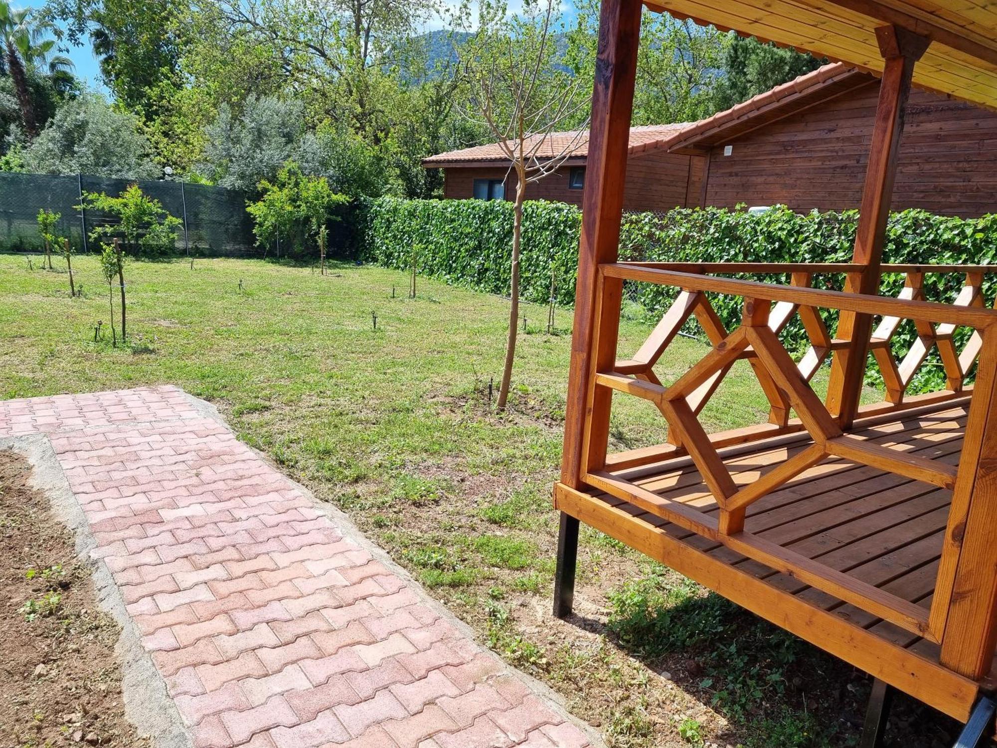 Ugur Pansiyon Bungalows Çıralı Kültér fotó