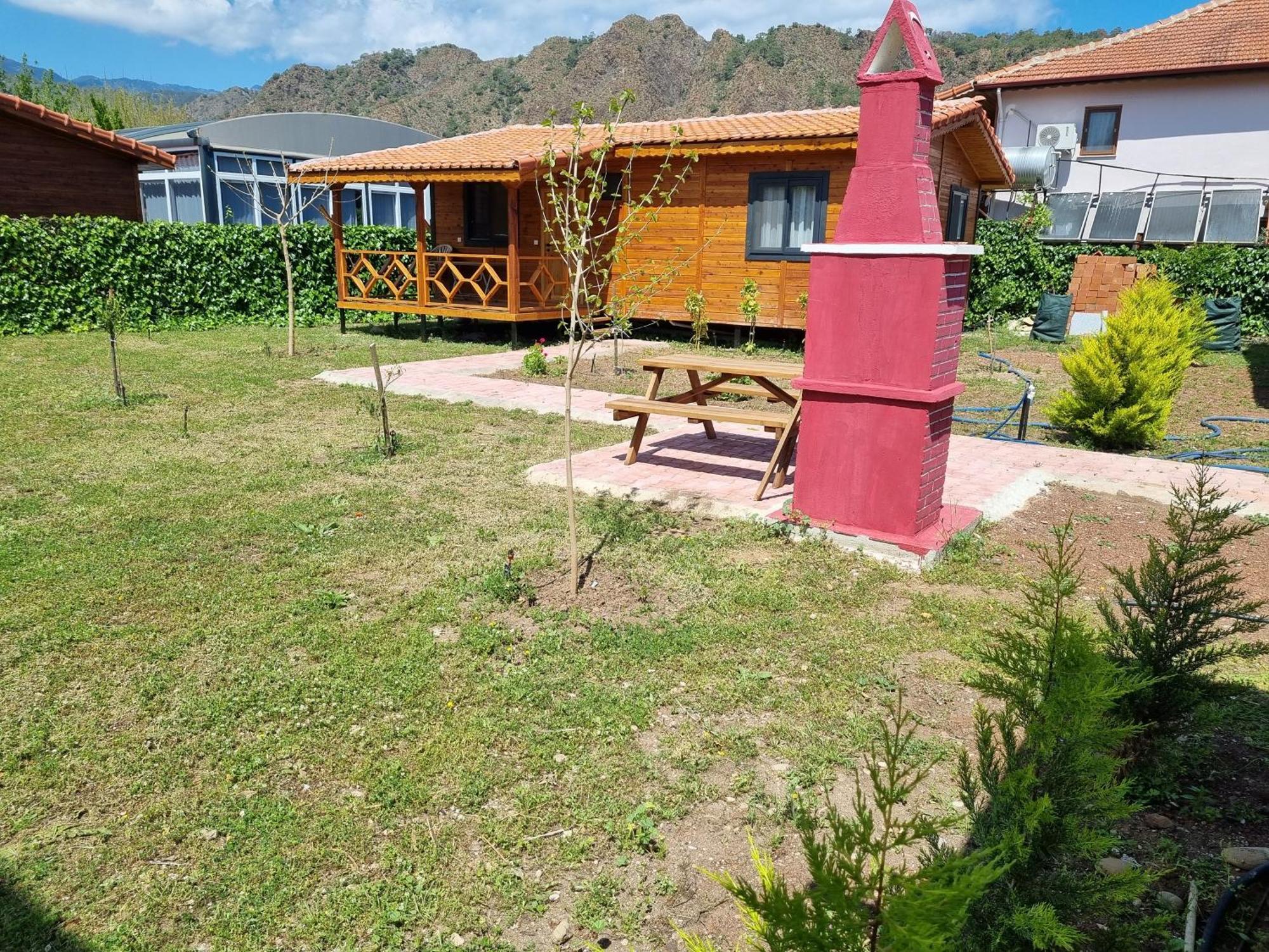 Ugur Pansiyon Bungalows Çıralı Kültér fotó