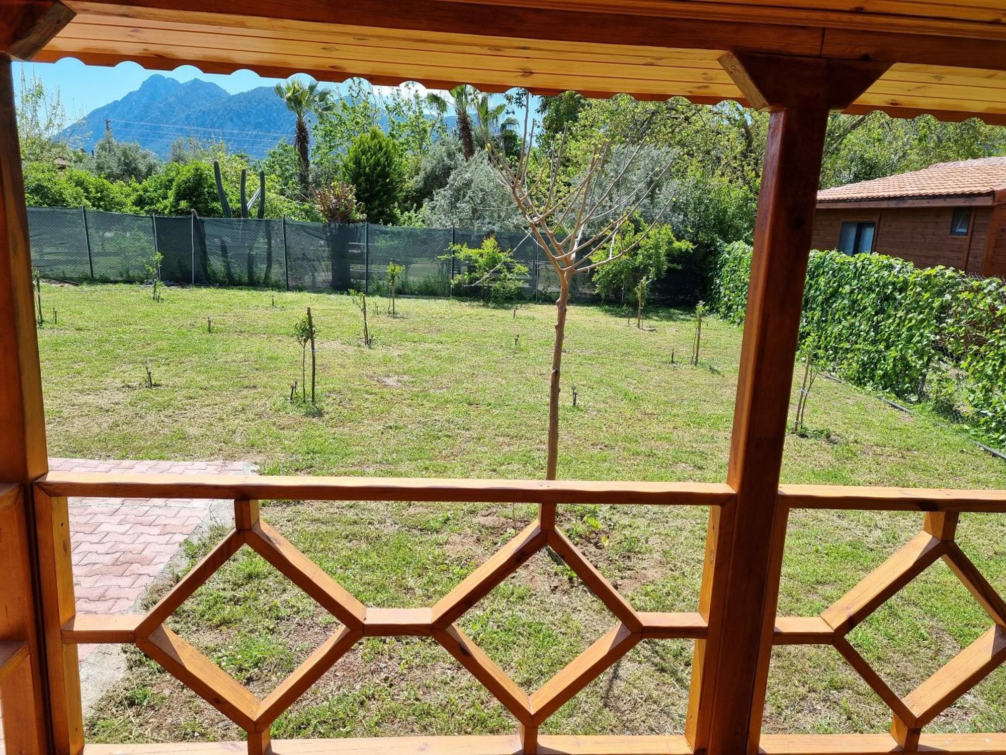 Ugur Pansiyon Bungalows Çıralı Kültér fotó